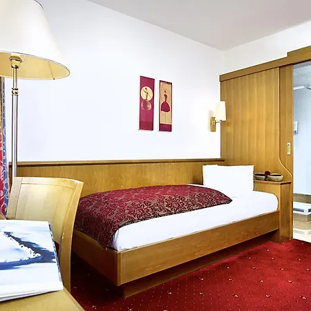 Hotel Innsbruck 4* Инсбрук