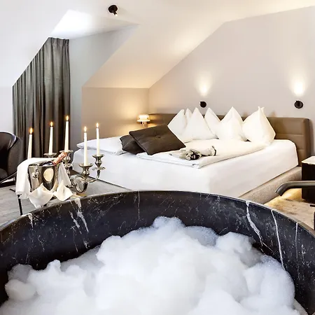 Hotel Innsbruck אינסברוק