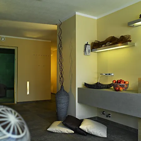 Отель Hotel Innsbruck Инсбрук