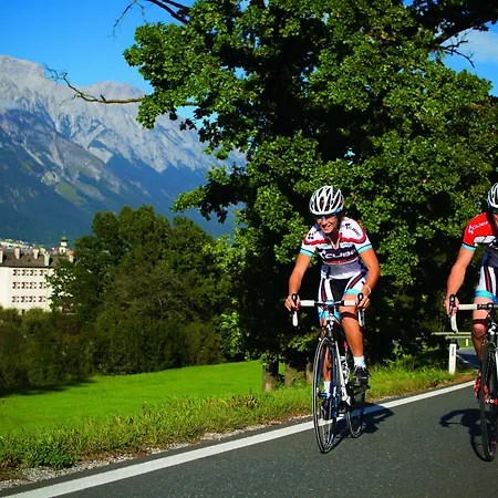 Hotel Innsbruck Отель Инсбрук