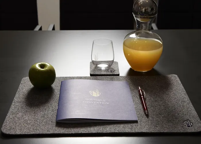 מלון Hotel Innsbruck אינסברוק